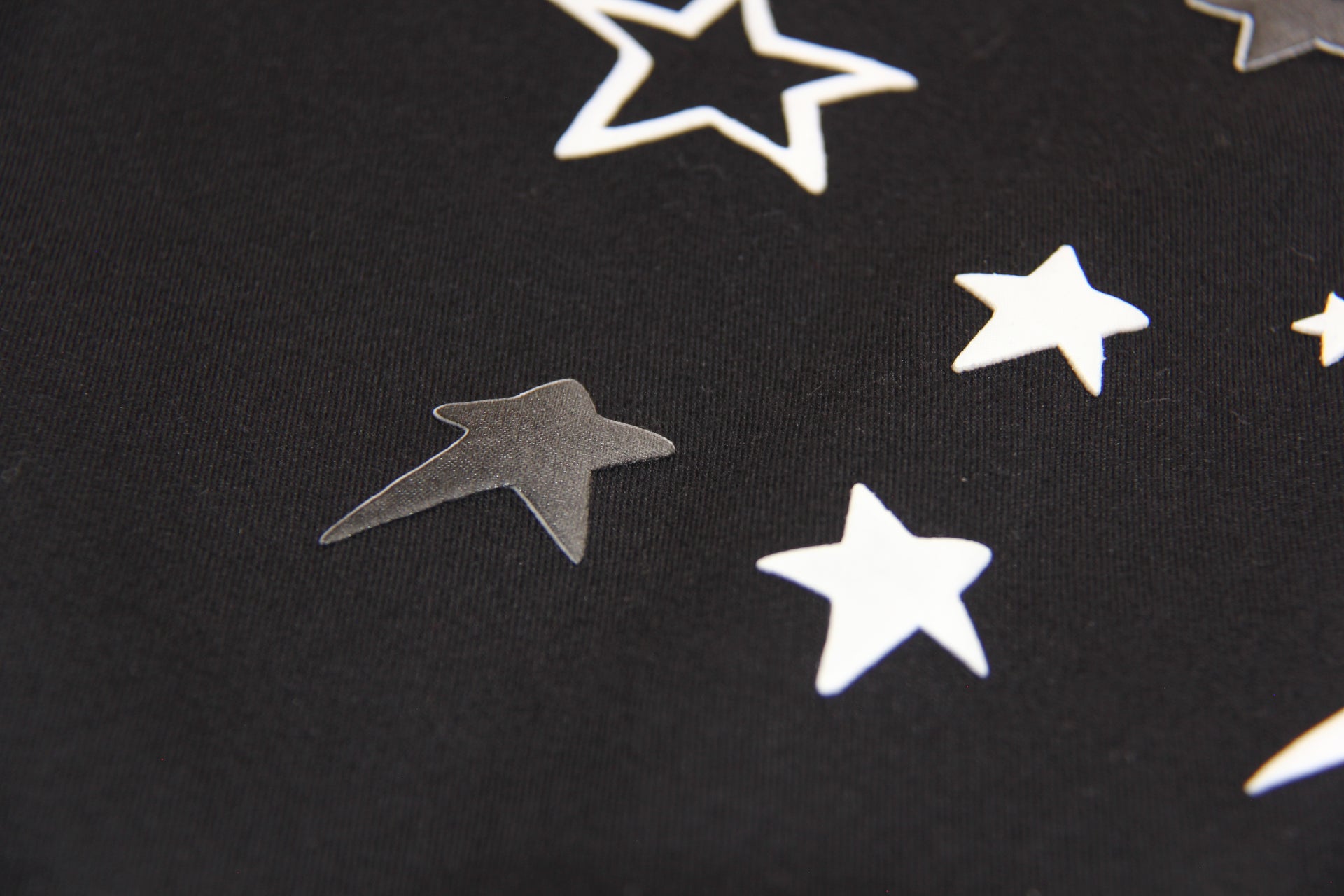 KEEP SIPPIN BLACK T-SHIRT